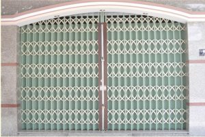 Cửa kéo Đài Loan Có Lá U Dày 6 dem