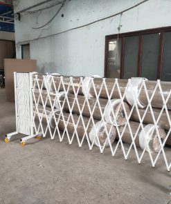 Sản Xuất Lắp Đặt Hàng rào xếp gọn kéo tay TpHCM theo yêu cầu