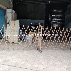 Cửa kéo hàng rào có bánh xe HCM