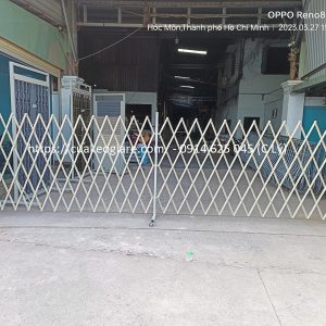 Hàng rào di động kéo tay