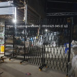 Xưởng sản xuất hàng rào xếp di động cho nhà xưởng trong KCN Tân Bình