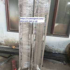 Công ty Thanh Xuân đang bàn giao hàng rào chữ T cho khách tại ở KCN Sóng Thần